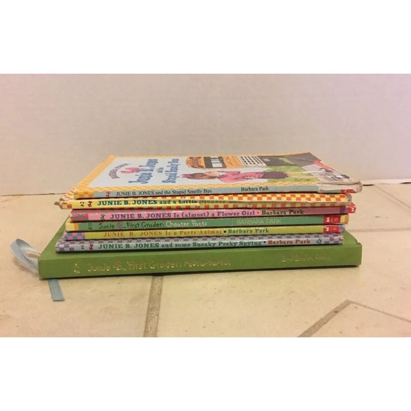 Lot Of 7 Junie B. Jones Chapter Books - Picture 2 of 2